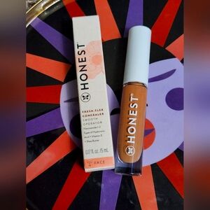 NEW Honest Beauty Fresh Flex Concealer